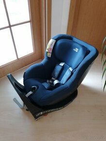 Britax Römer Swingfix M i-Size universal isofix