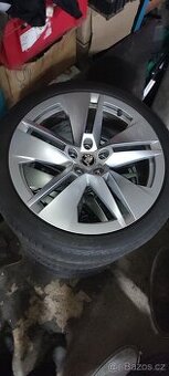 19" Letni sada Skoda enyaq 235/55 R19 5x112