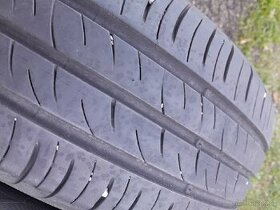 Kumho 185/60/15