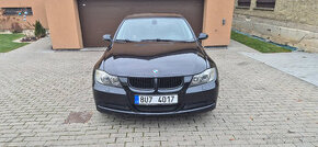 BMW E90 318i Automat Bi-Xenon, ALU, DPH