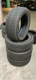 235/55 r17 uniroyal