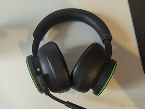 Herní sluchátka Xbox Wireless Headset