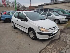 Peugeot 307 2,0 HDI 66 kw rok 2003 najeto 236 000