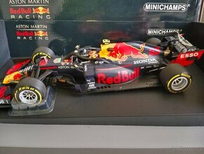 F1 Aston Martin Red Bull RB16