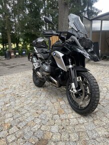 Bmw r 1200 gs triple black