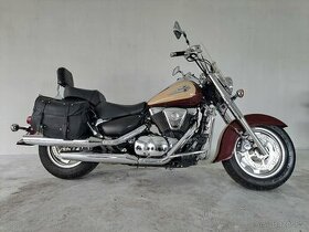 Suzuki VL 1500 Intruder - 1