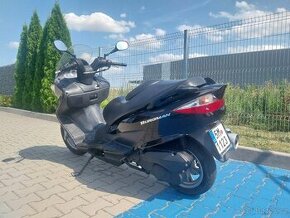 Suzuki Burgman 125