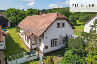 Prodej rodinného domu 292 m² , Pozemek 932 m², Brodeslavy, P