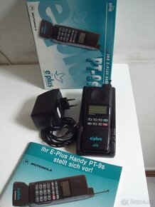 MOTOROLA MicroTAC 5200 (rok 1995 - Funkční) - 1