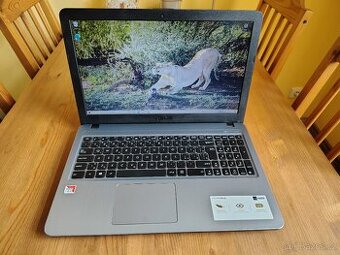 Notebook Asus VivoBook X540MA