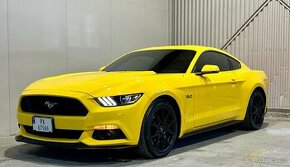 Ford Mustang GT - 1