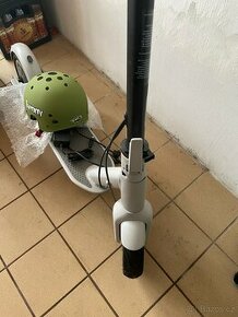 Ninebot MAX G30LE + nová přilba - 1