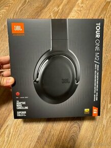 Sluchátka JBL Tour One M2