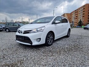 Toyota Verso,1.6D-4D,82KW,7MÍST,KAMERA,BEZ KOROZE,R.V.2015