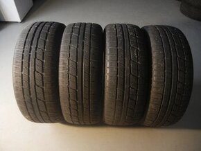 Zimní pneu Nankang 235/55R18