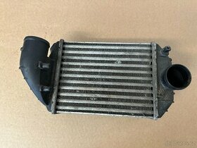 Audi A4 B5 8D intercooler 2.5TDi levý