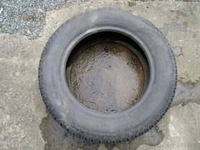 1x nejetá letní pneu 185/65 R14.