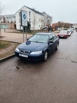 Honda Accord 1.8