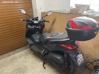 Prodám Yamaha YP125RE XMAX