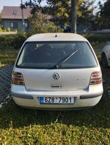 VW golf 4 buď oprava nebo na díly