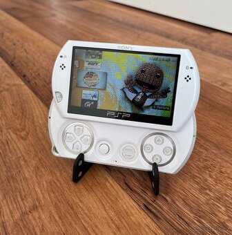 Sony PSP GO (PSP-N1004) White