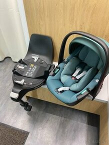 Maxi cosi pebble