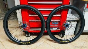 Zapletena kola Bontrager Kovee Comp TLR Boost 29"