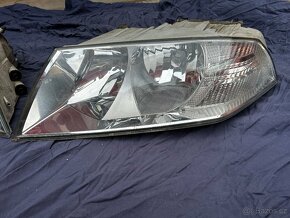 Přední světla Octavia 2 před-facelift