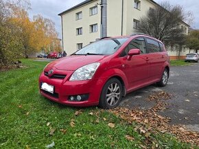 Toyota Corolla Verso 2.2 D4D 100kw rok 2009, 7 místné, tažné