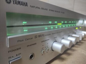 Receiver Yamaha R 500.