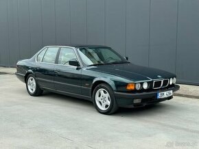 BMW E32 740i