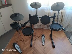 Prodám E-bicí sadu Alesis Turbo Mesh kit