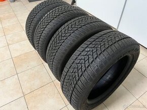 Zimní pneu Dunlop 215/55 R17 dot 2023