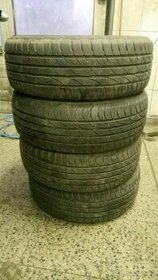 Prodám letní pneu Barum Bravuris 2 195/60 r15 88H