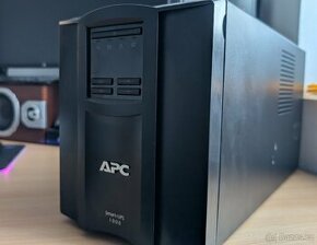 UPS záložní zdroj APC smart-ups 1000 - 1