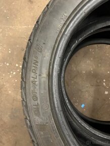 Zimní Michelin 235/45 r18 2kusy