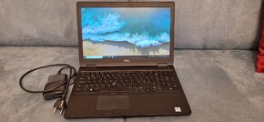 Dell Latitude 5590