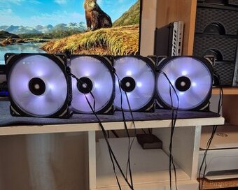 KVALITNÍ VENTILÁTORY 4X CORSAIR RGB 140MM + HUB