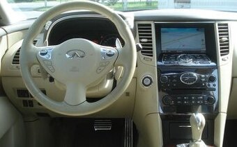 PRODAM Infiniti FX30, 3.0 D