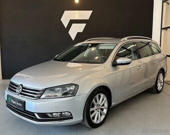 VW PASSAT VARIANT B7 2.0TDI 103KW DSG HIGHL. 2013 TAŽNÉ NAVI