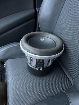 JL audio 8w7 subwoofer 500W RMS - 1