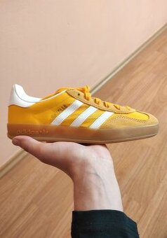 Adidas gazelle yellow