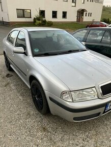 Škoda Oktavia 1.6 benzin