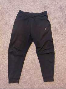 nike tech fleece tepláky