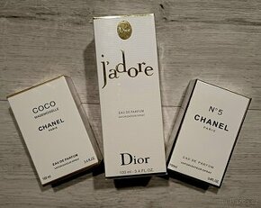 Parfémy Chanel a Dior