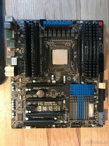 Základní deska intel x79 včetně CPU Xeon E5 2680 a RAM 24 GB