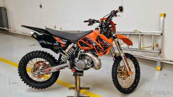 Enduro KTM EXC 200, platný technický průkaz