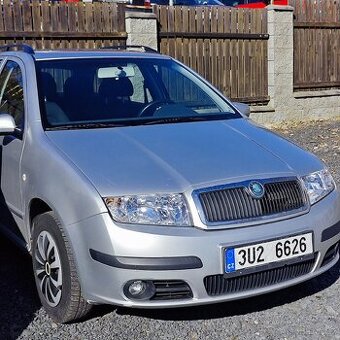 Škoda Fabia combi . 1 majitel serviska