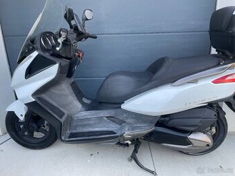 Kymco Downtown 300ie - 1