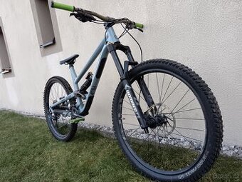 Commencal clash 2021 v2